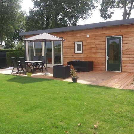 Luxe Bungalow Op Rustig Vakantiepark. Dronrijp Extérieur photo